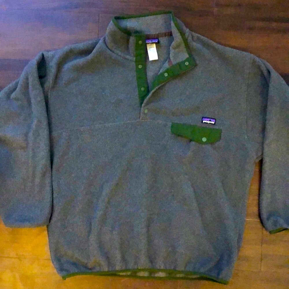 Patagonia synchilla fleece pullover- size large